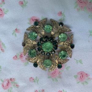 _jl-al_ Women's Green and Gold Jewellery